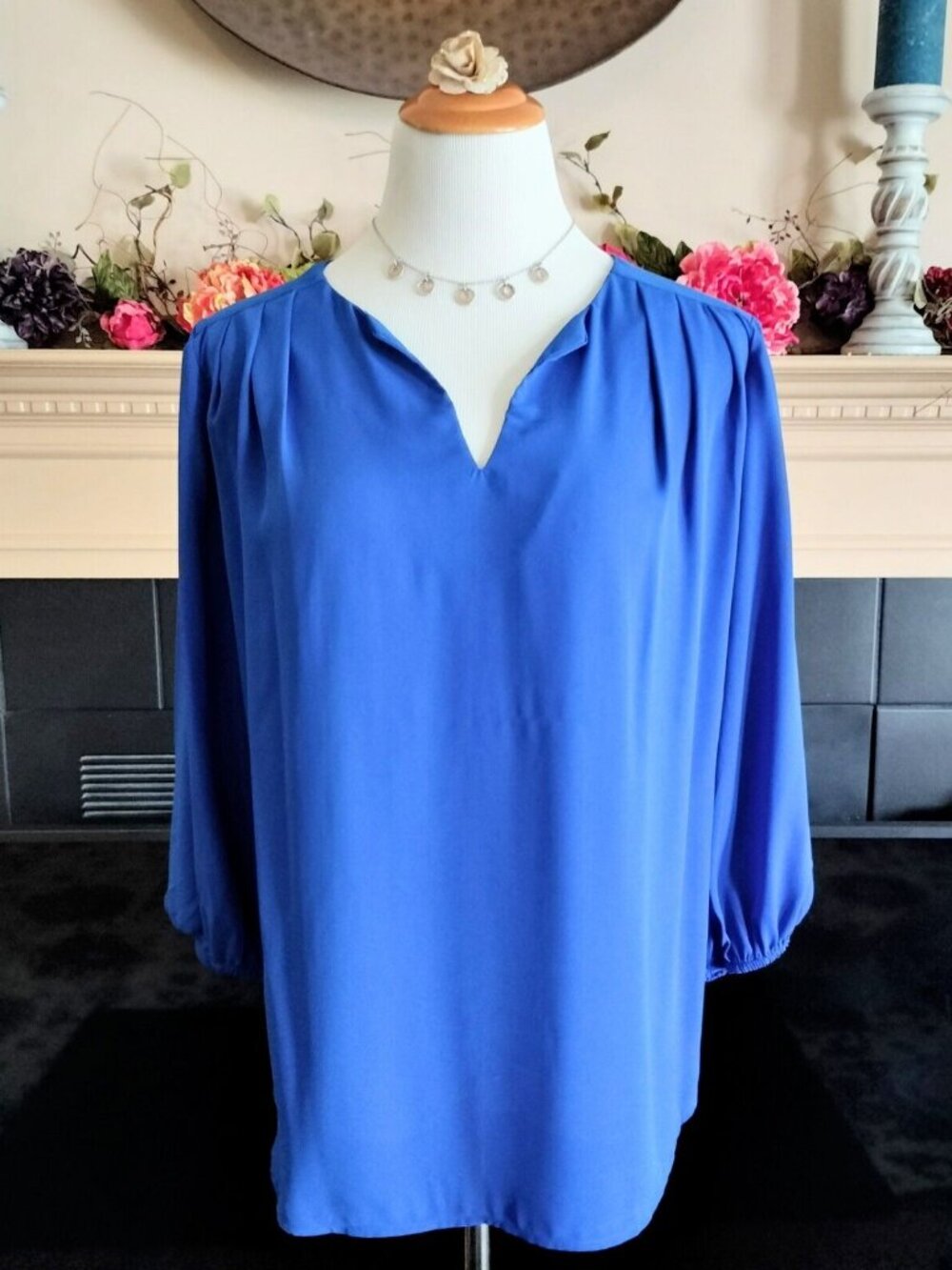Pleione Deep Blue Blouse Top L V-Neck 3/4 Sleeve Elastic Cuffs Pleats Slipover